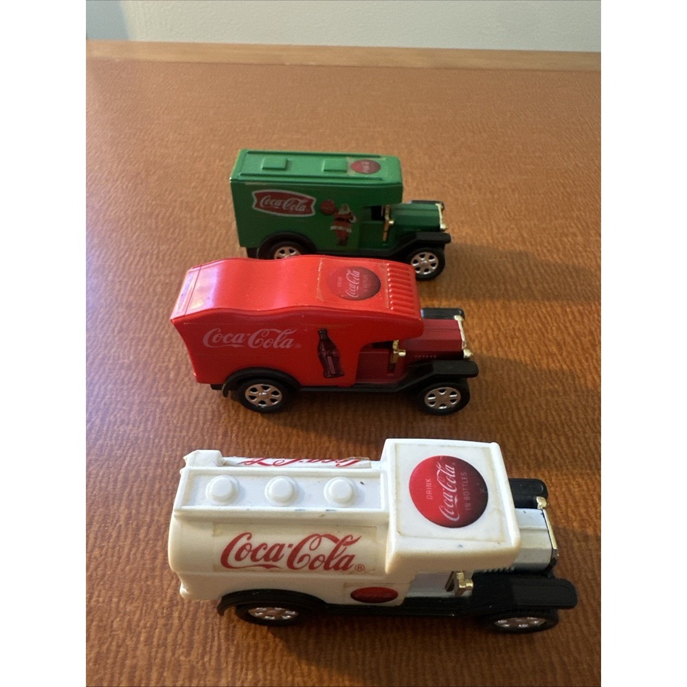 Lot of 3 unbranded Coca-Cola‎ plastic toy cars